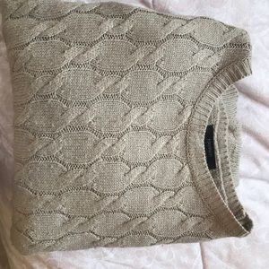 Long sleeve sweatshirt
